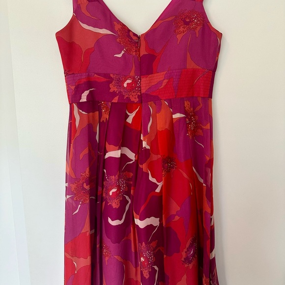 JONES NEW YORK 100% silk fit and flare hibiscus dress - Picture 4 of 8